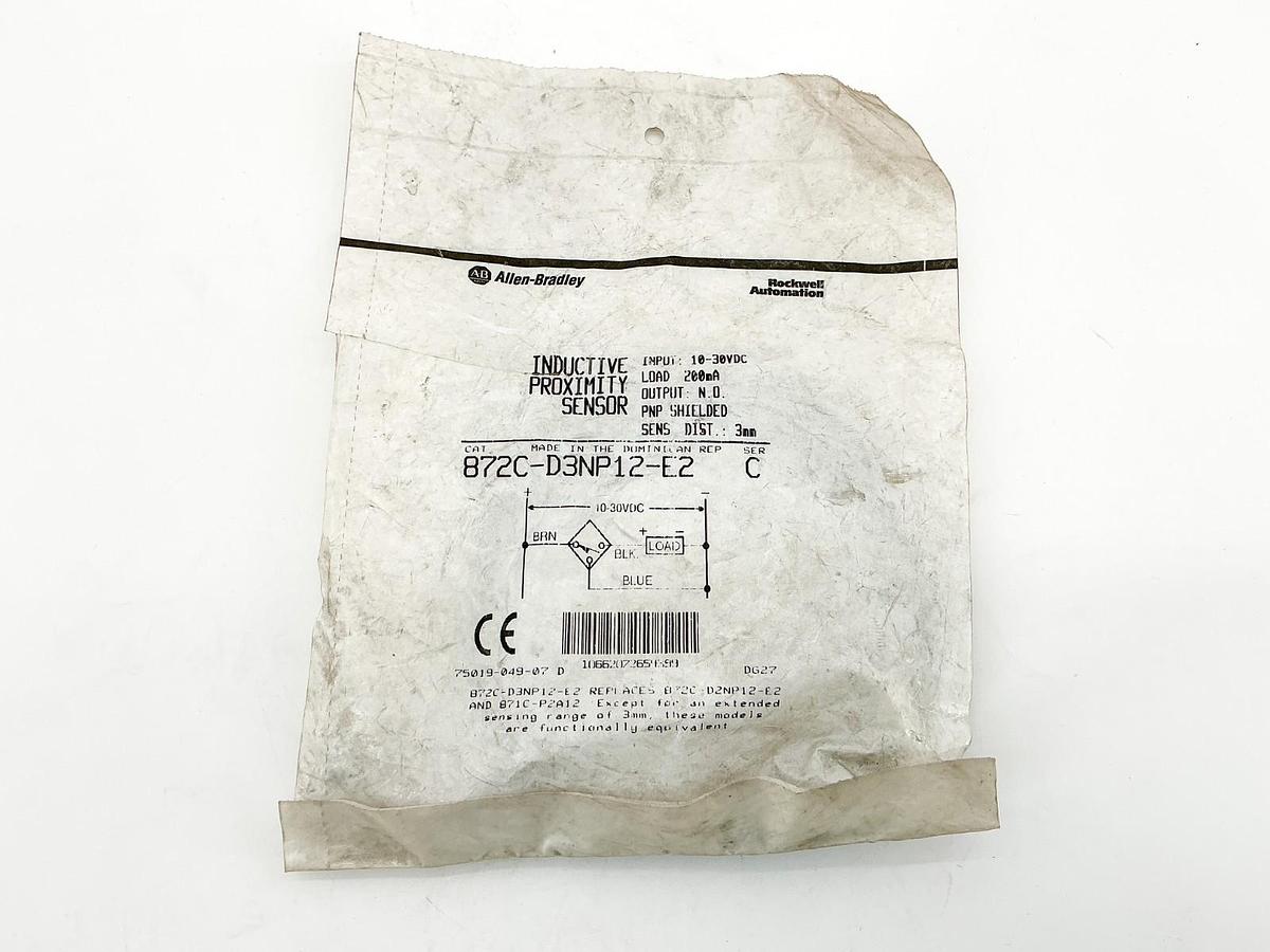 New Allen Bradley 872C-D3NP12-E2 Inductive Photoelectric Sensor 30VDC Ser.C