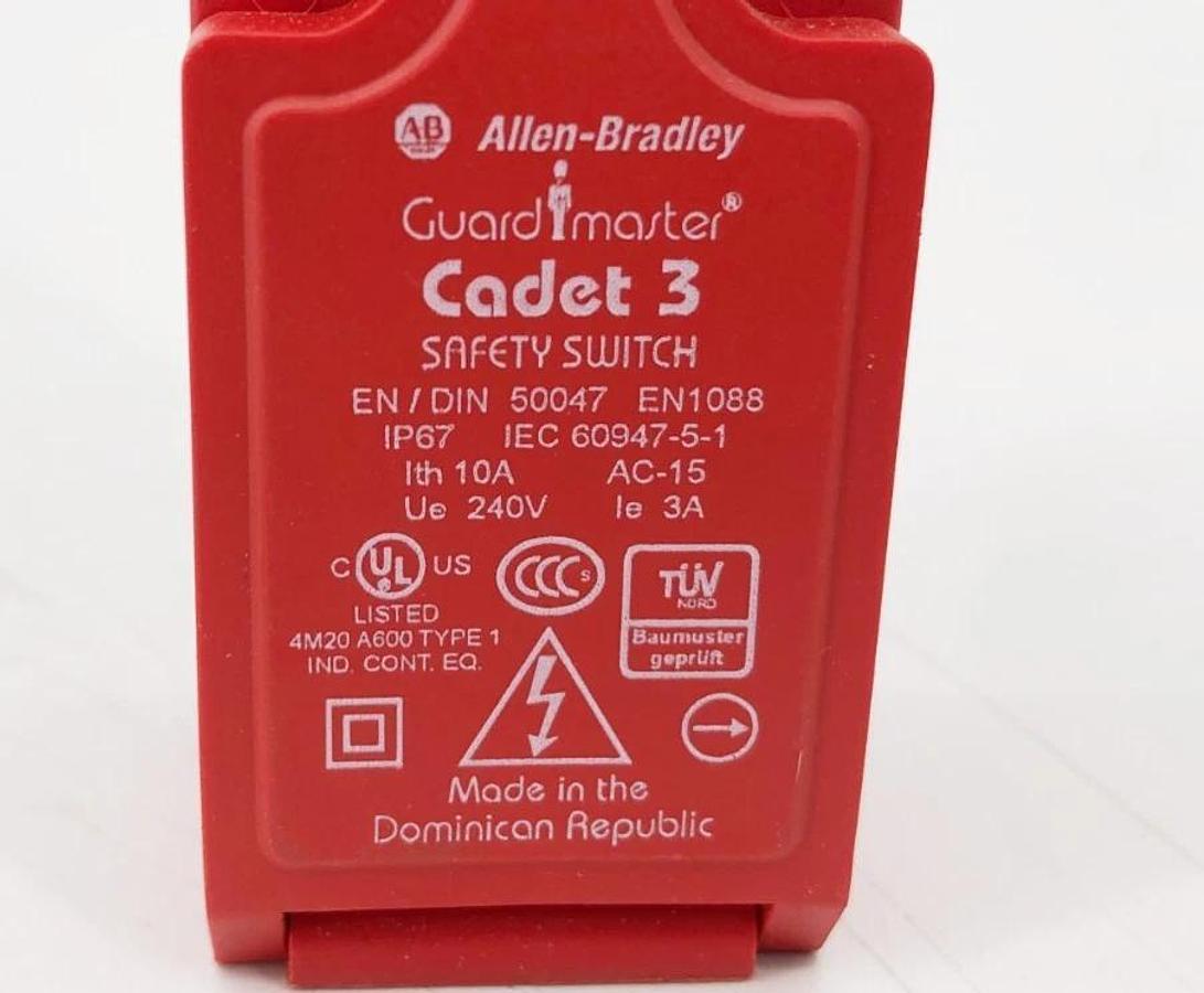 New Allen-Bradley 440K-C21061 Ser. B Safety Interlock Switch