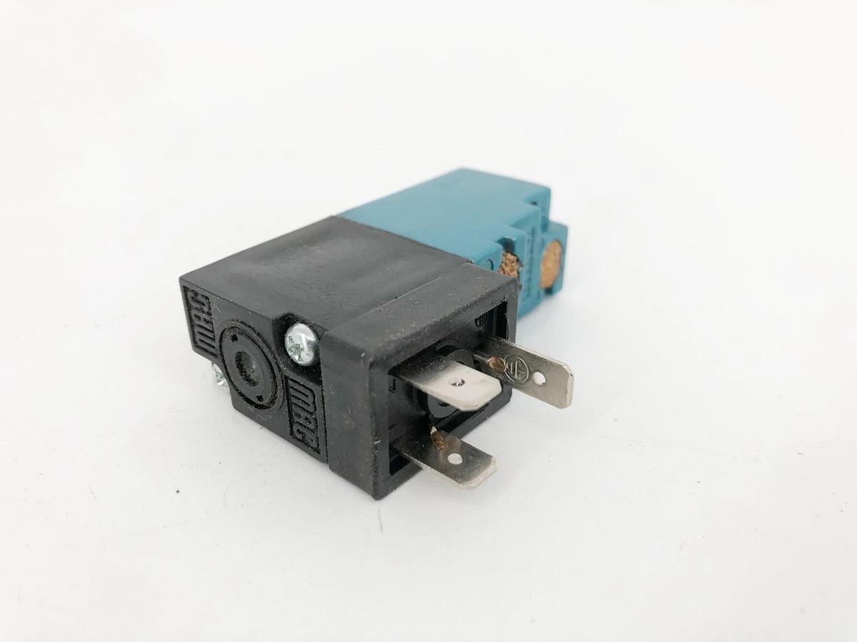 New MAC Valves DMB-DDAJ-1JM1 Solenoid Coil 24VDC 5.4W 120psi - No Box