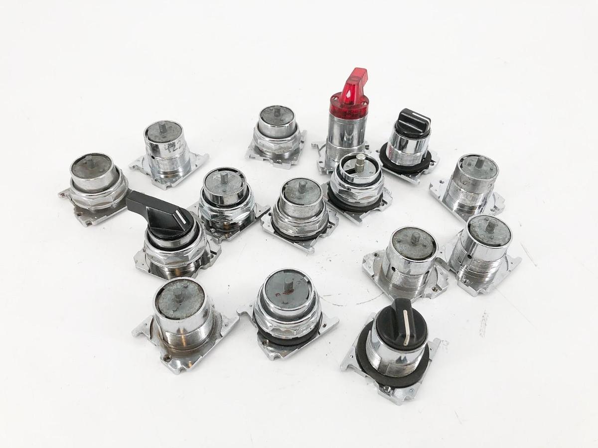 Used Lot of 15 Misc. Cutler Hammer Selector Switches 10250T (Body Only)