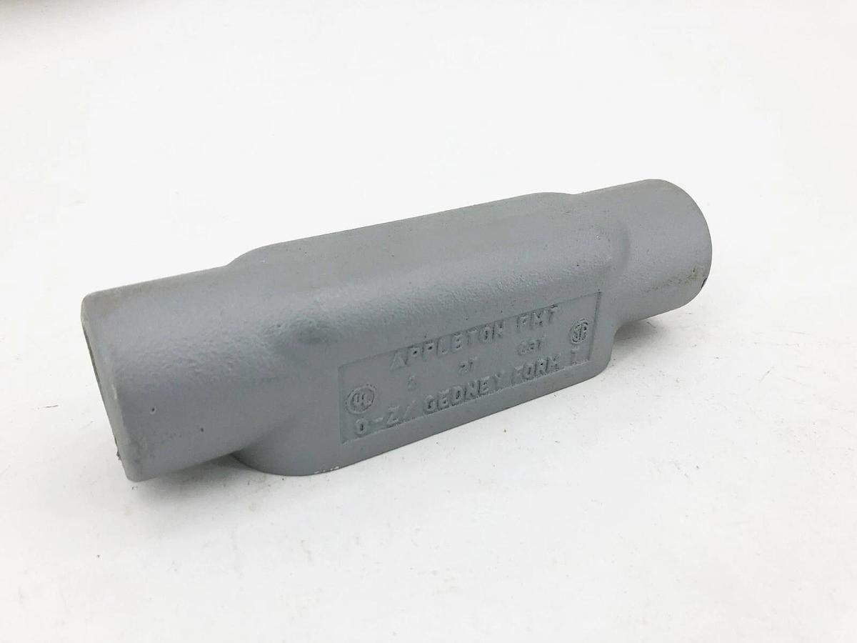 Lot of 4 New Appleton C37 Conduit Outlet Bodies 1" Grayloy FM7