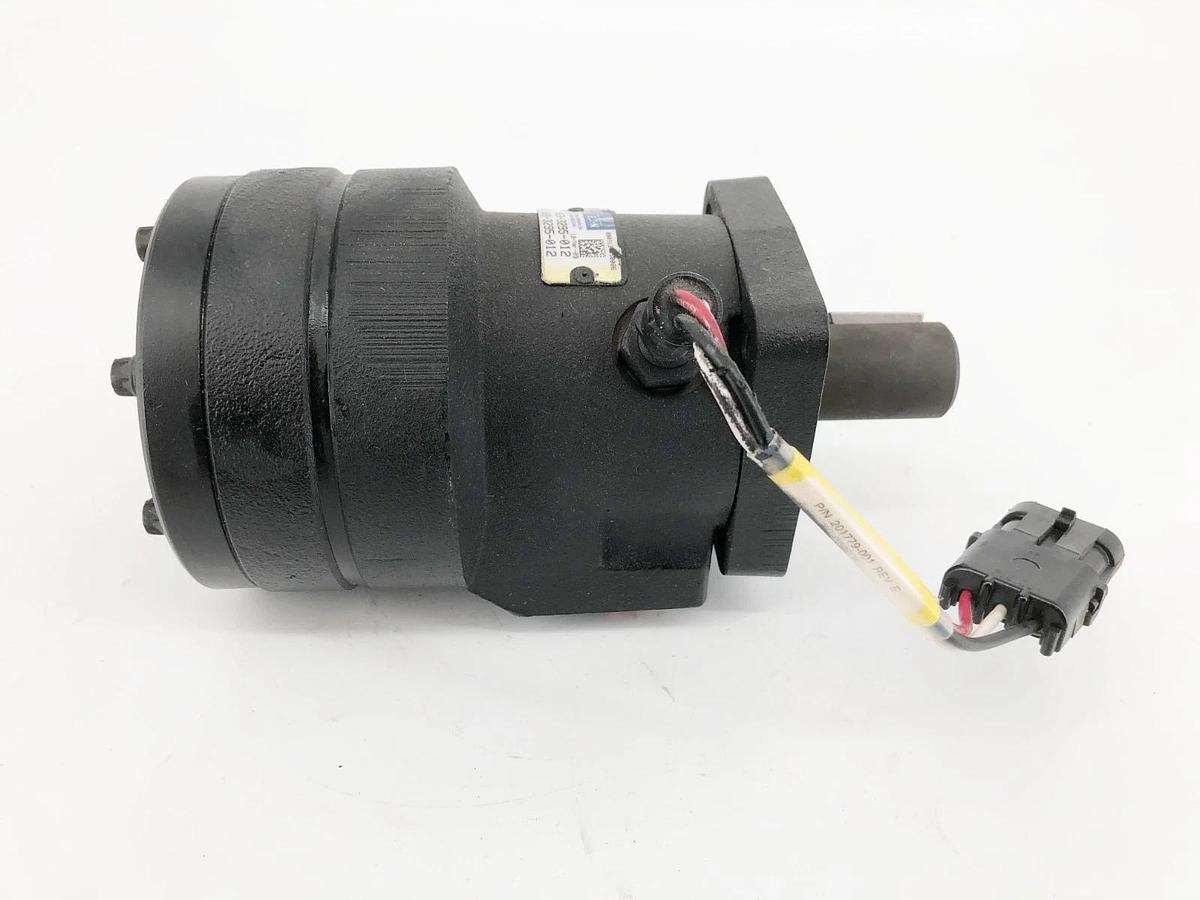 New Eaton Char-Lynn 103-3295-012 Hydraulic Motor