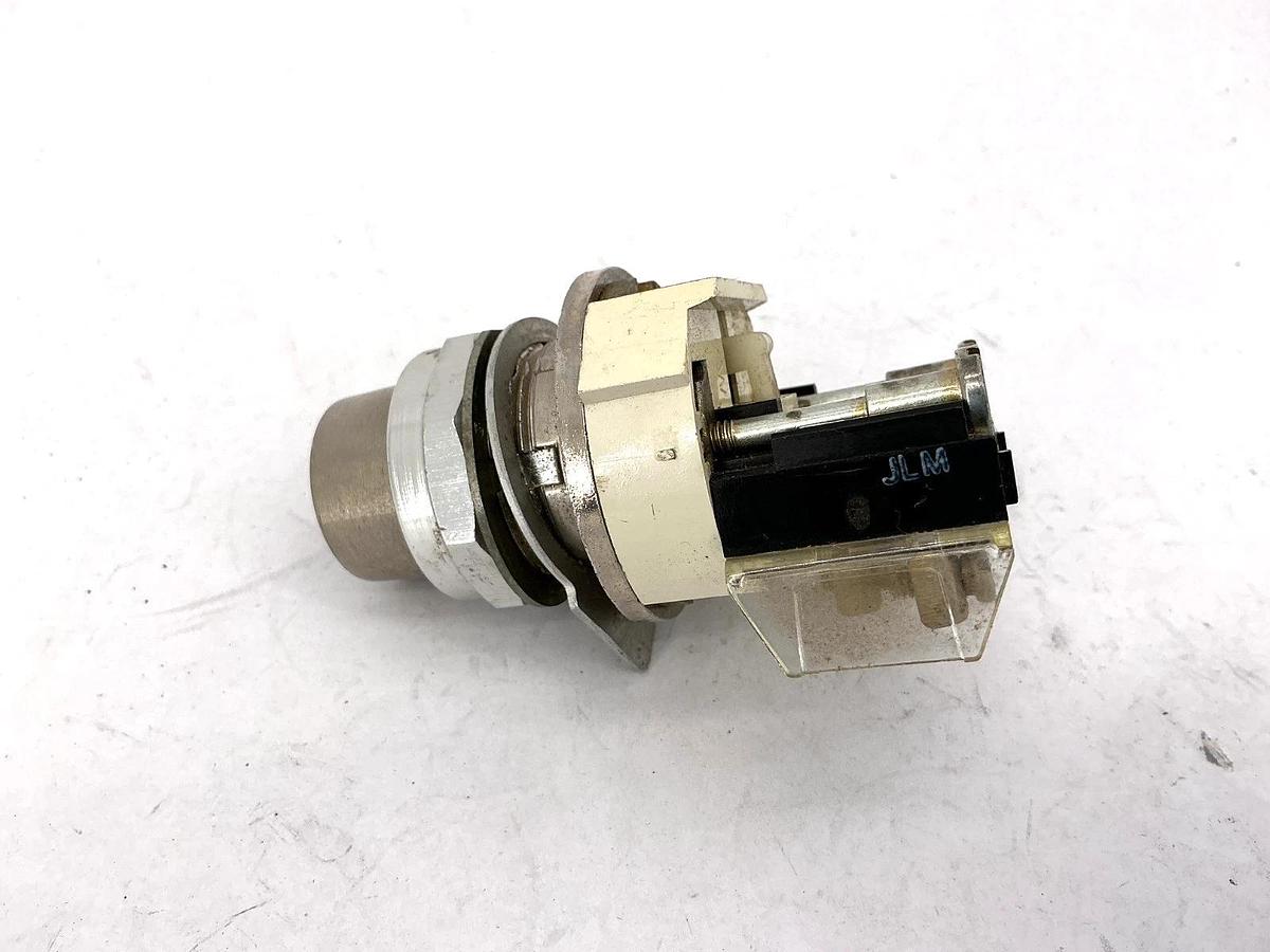 Used Allen Bradley 800T-J43 Ser T Selector Switch Unit 3-Position 30mm - No Key