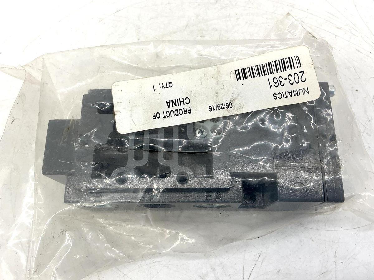 Sealed Numatics 203-361 Valve Base Assembly Kit Side Ports 3/8" NPTF 203361