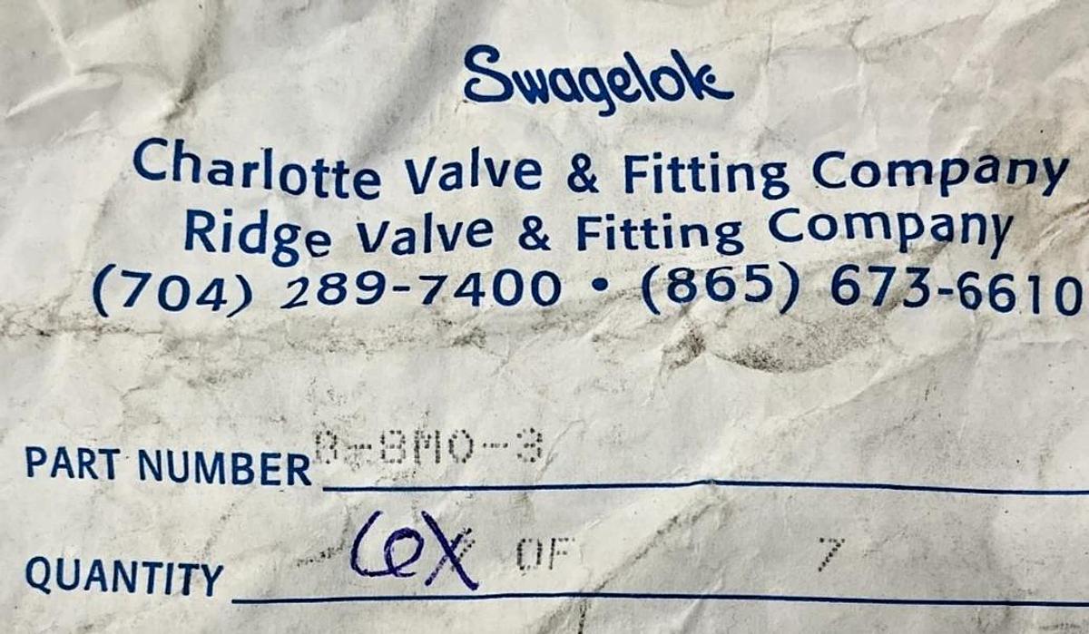 Bag of 6 New Swagelok B-8M0-3 Brass Tube Fitting Union Tee 8mm Tube OD