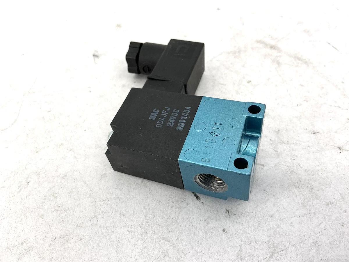 New MAC Valves 35A-AAA-DDAJ-1KA Solenoid Valve 24VDC 3-Way - No Box