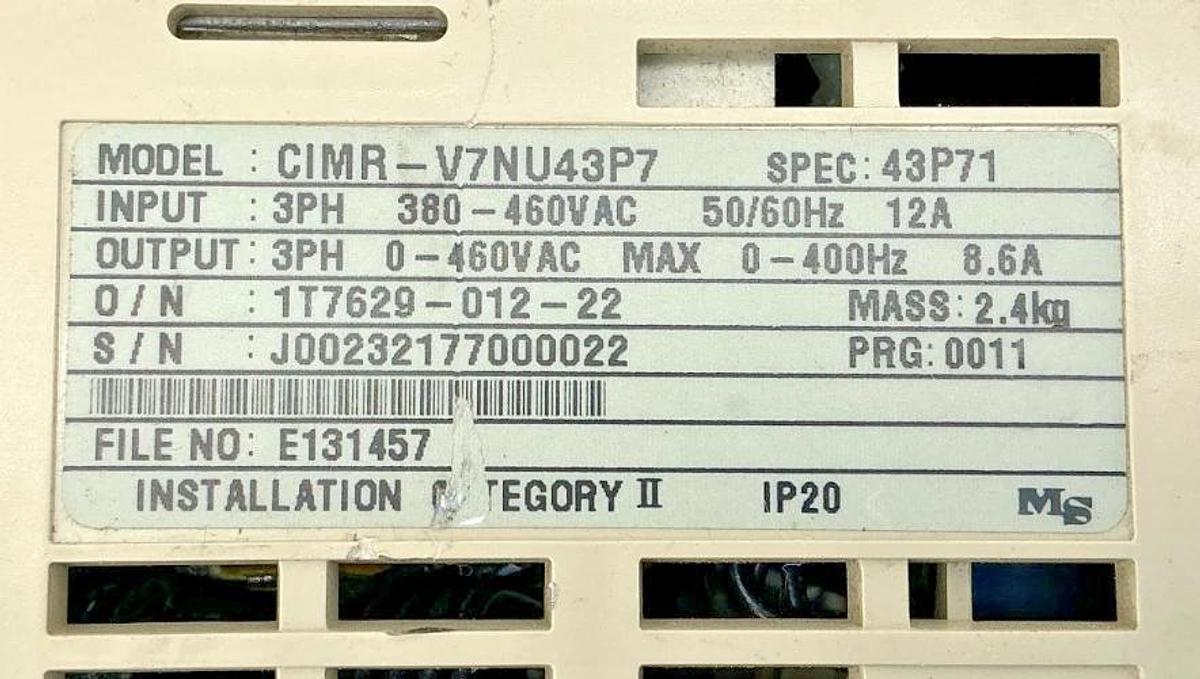 Used Yaskawa CIMR-V7NU43P7 Varispeed Drive 3PH 12A 380-460VAC 50/60HZ
