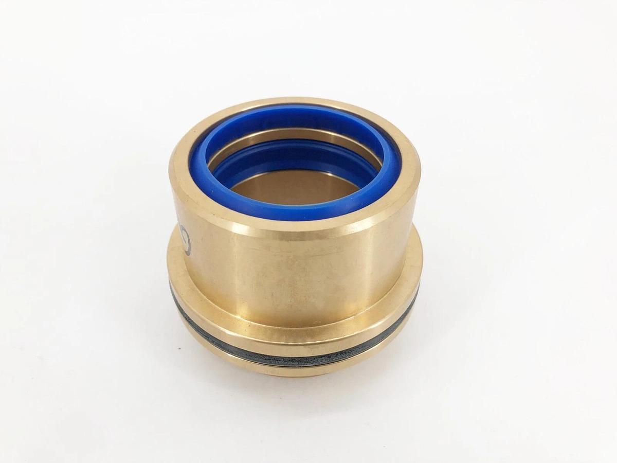 New Christopher Seals GA-020 Rod Gland 1-3/4"