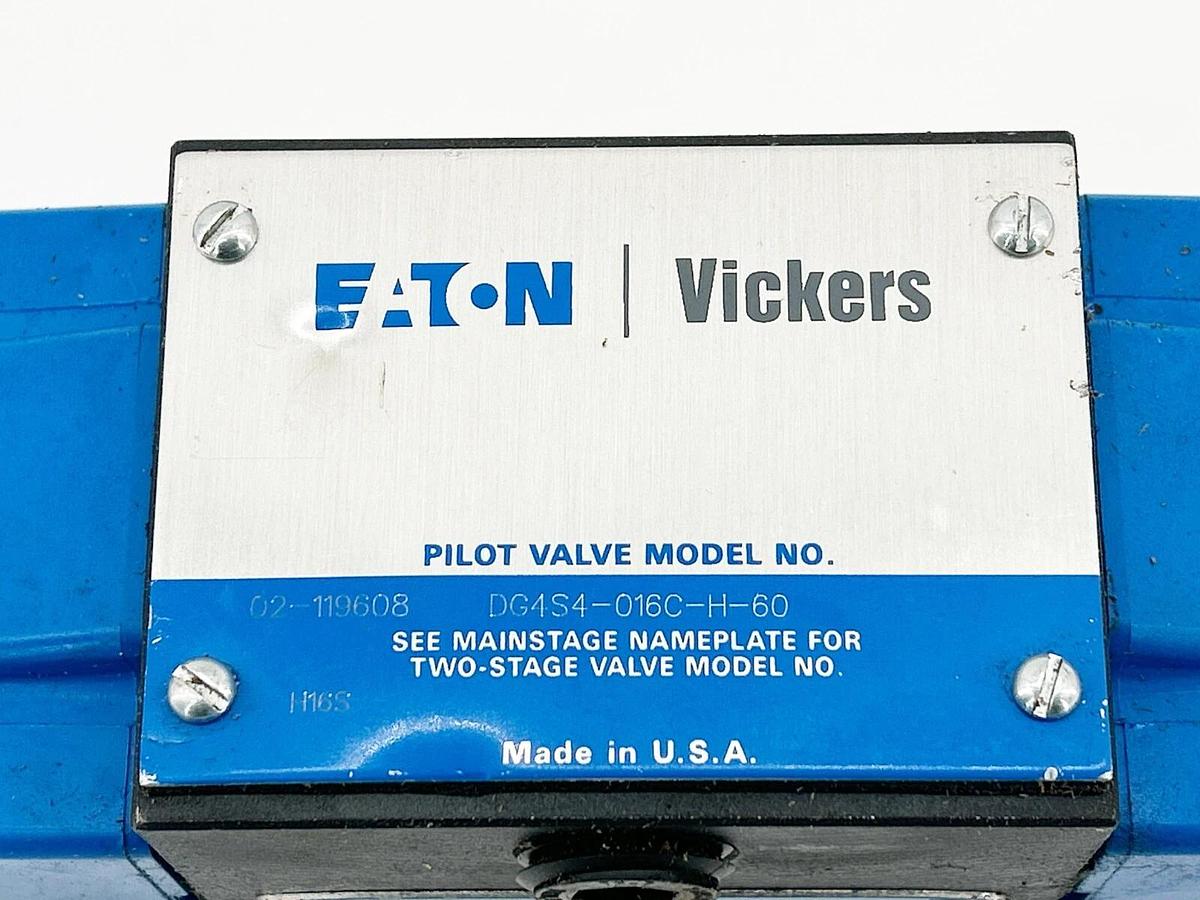 New Eaton Vickers DG4S4-016C-H-60 Directional Control Valve 24V coils - No Box