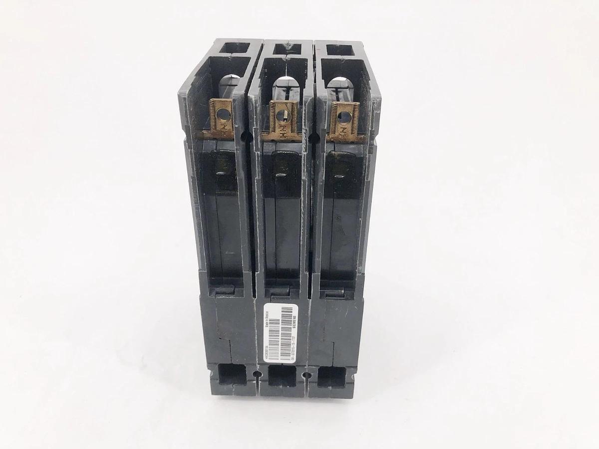 New Siemens HHED63B015A Circuit Breaker 3P 480V 15A