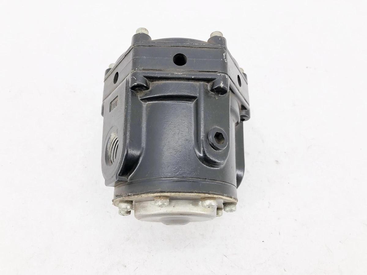 New Fairchild 4533 Volume Booster 250psi Model 4500 - No Box