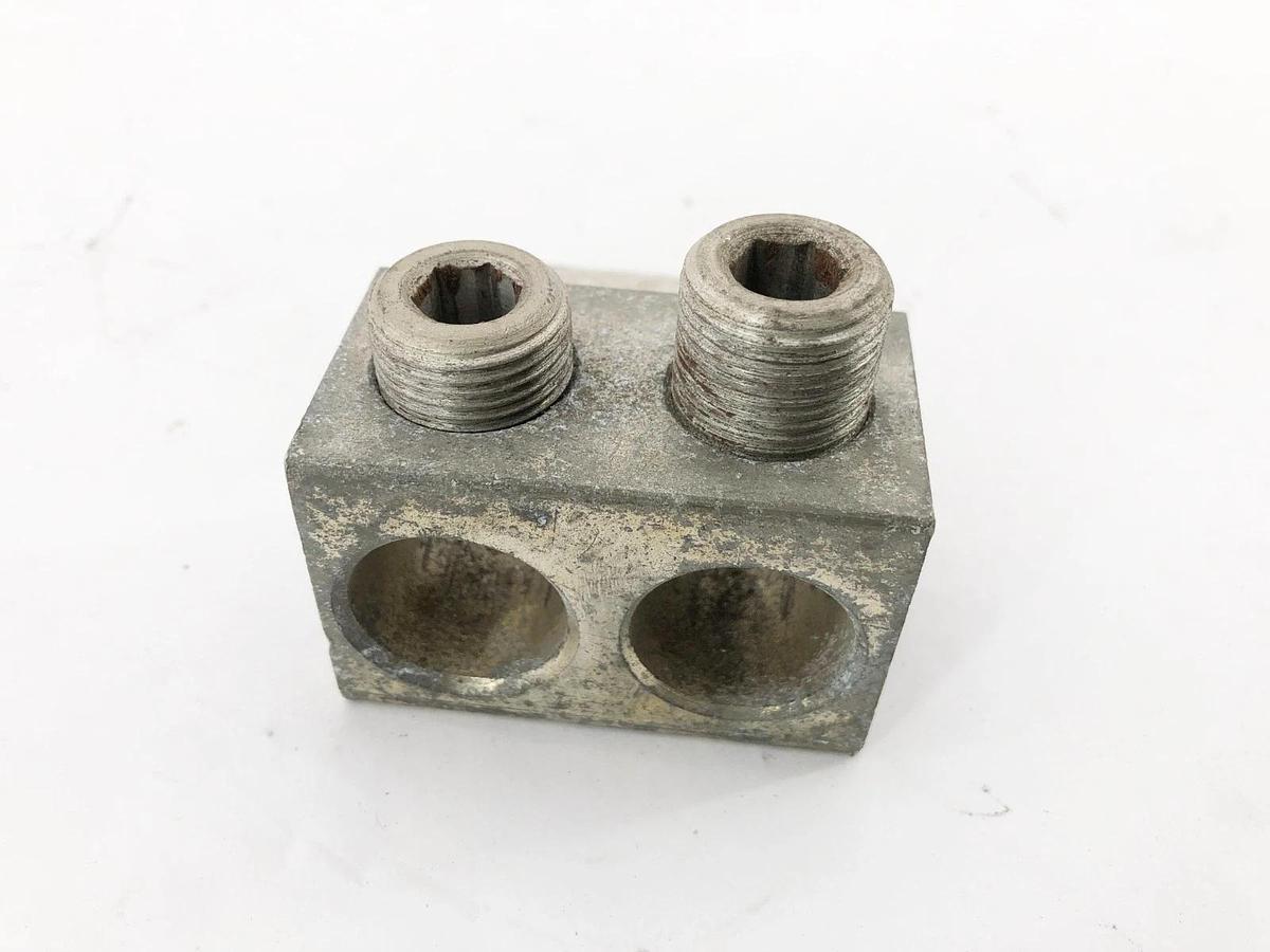 Used Lot of 3 DCC C-17 DU-600 Mechanical Lugs 600MCM-4 AL-CJJ