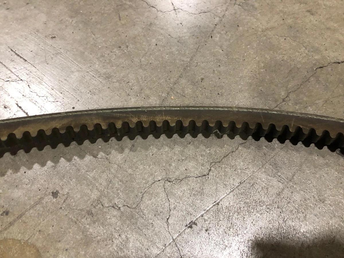 New Gates 5VX600 Cogged V-Belt 60" X 5/8" 15NX1525 - No Box