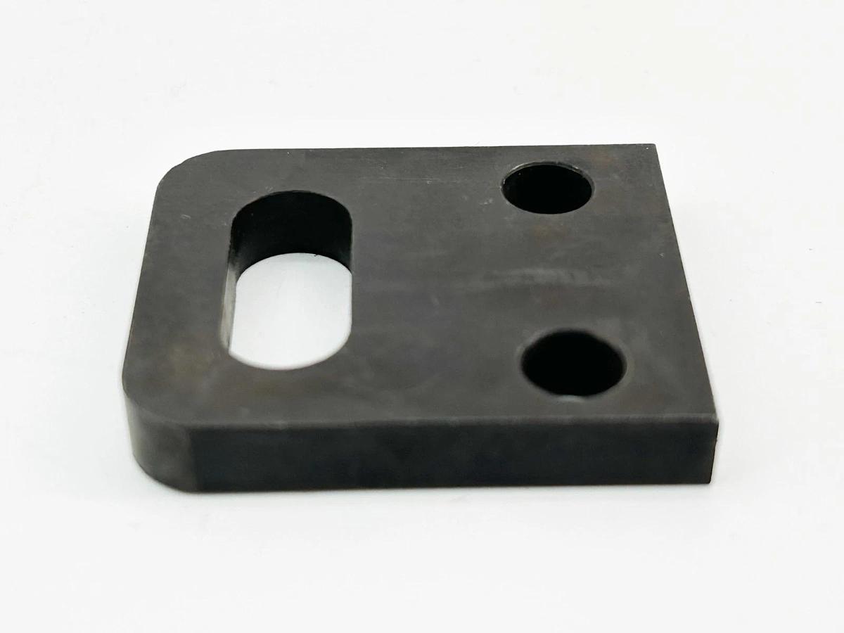 New Nexen 7185 Spring Retaining Bracket D/QFE - No Box