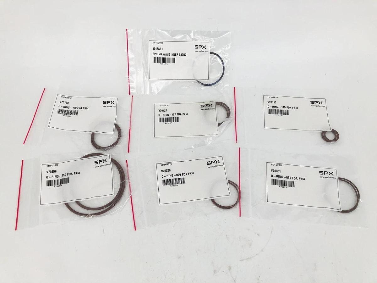New SPX 125019 Seal Kit SM FKM/SC/SC 030U2
