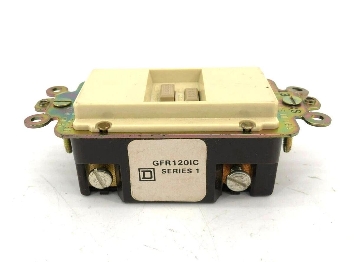 New Square D GFR120IC Qwik-Gard Receptacle 20A 125V 60Hz 2-Pole
