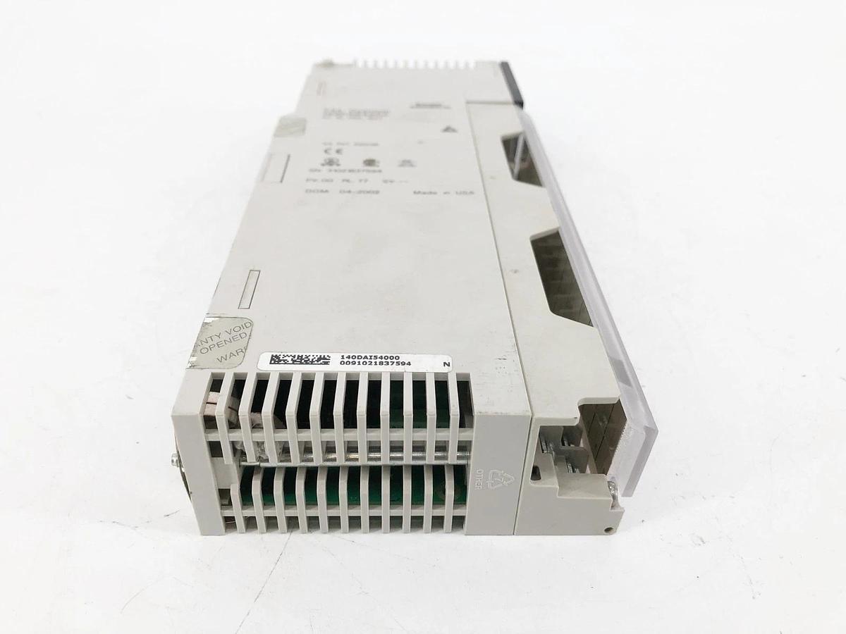 Used Schneider 140DAI54000 TSX Quantum Discrete Input Module AC IN 115V 16X1