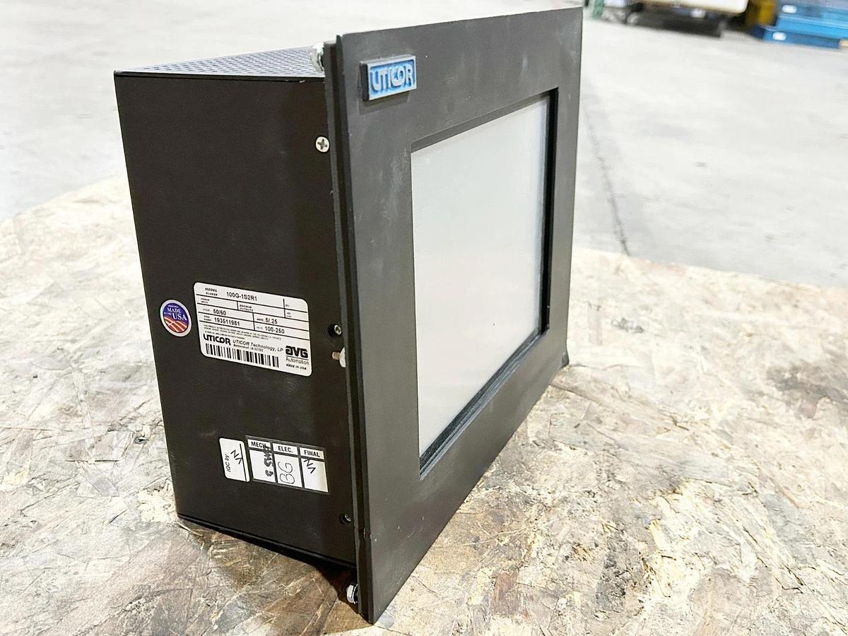 New AVG Uticor 100G-1S2R1 Operator Interface Passive Color Panel 250V 512K RAM