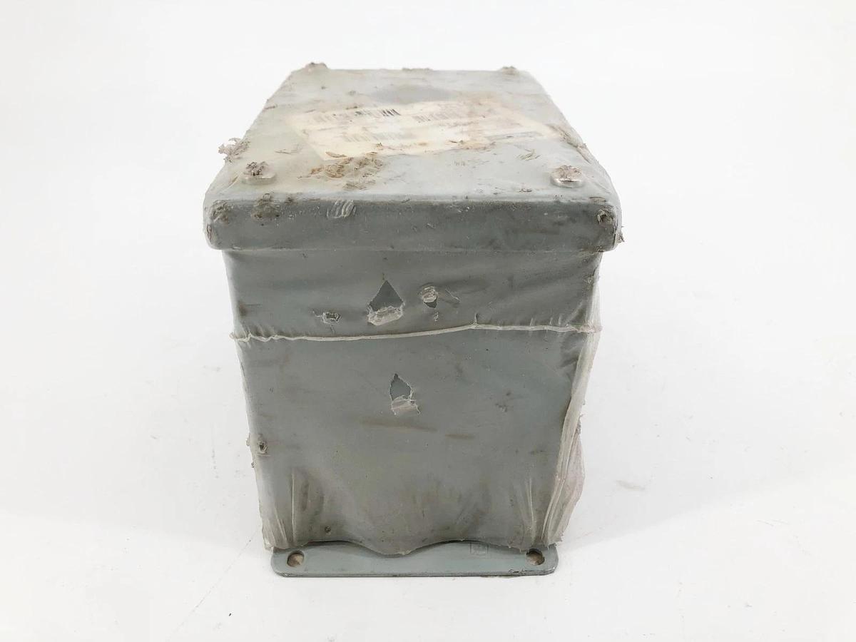 New Hoffman E2PBX Pushbutton Enclosure 58130 2-Hole Gray 8 x 6x 3.5 - No Box