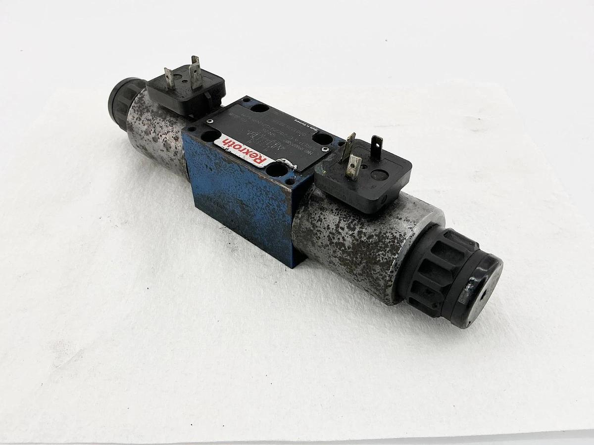 Used Rexroth 3DREP 6 C-20/25EG24N9K4/M Hydraulic Directional Control Valve R900955887