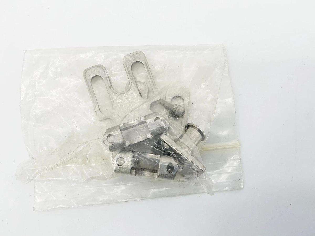 New Keyence OP43467 Mounting Bracket Kit