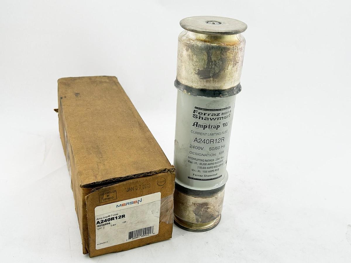 New Ferraz Shawmut A240R12R Current Limiting Fuse 2400V 2400V 50/60Hz