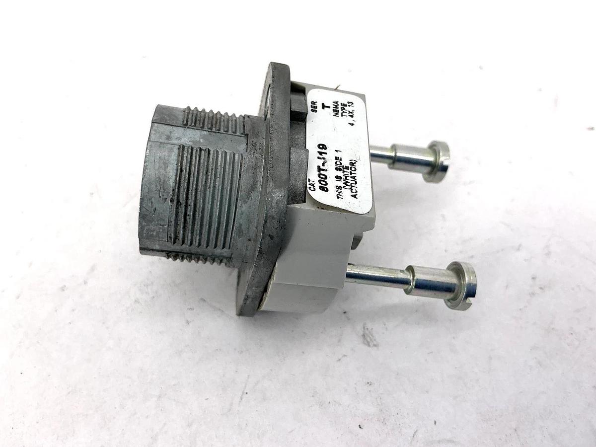 Used Allen Bradley 800T-J19 Series T Selector Switch Unit 3-Position 30mm
