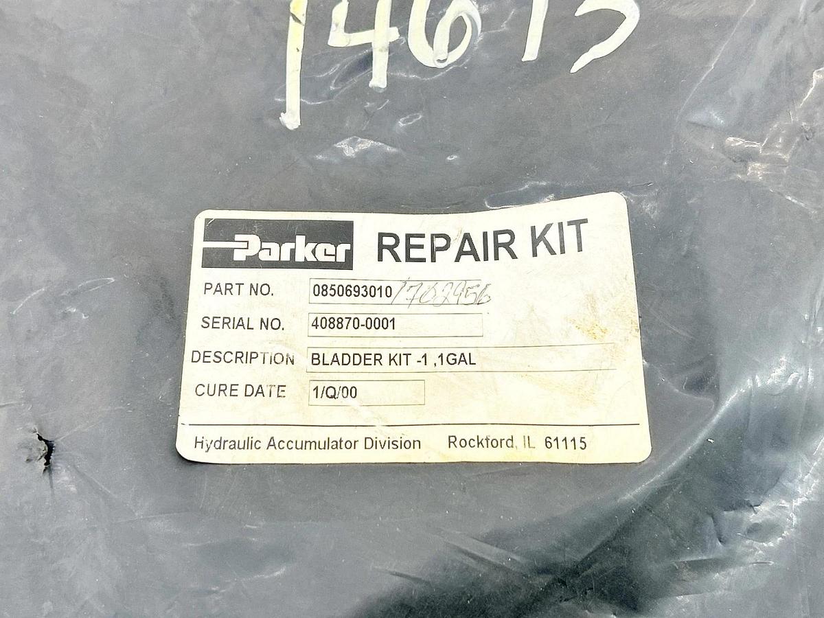 New Parker 0850693010 Accumulator Bladder Repair Assembly Kit 1Gal 3KPSI