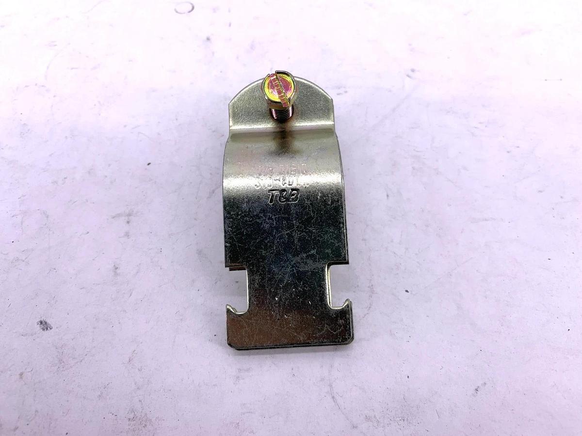 Lot of 17 New Thomas & Betts 1-1/4 RIGID STD Zinc Conduit Clamp 1-1/4" - No Box