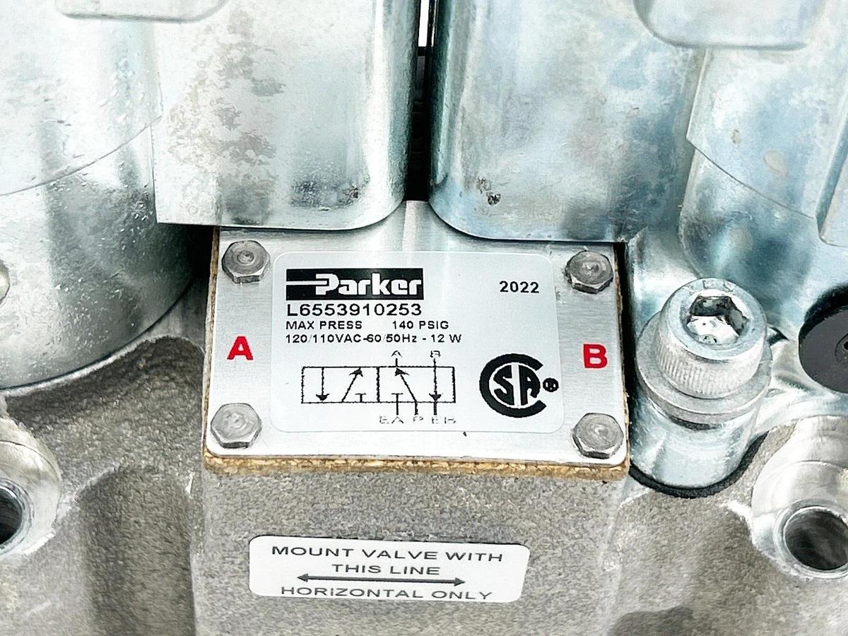 New Parker L6553910253 Solenoid Valve 3/8" Port 120Vac