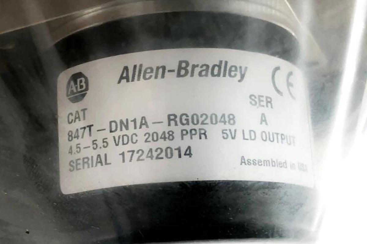 New Allen-Bradley 847T-DN1A-RG02048 Incremental Encoder 4.5-5.5V 3/8" Shaft