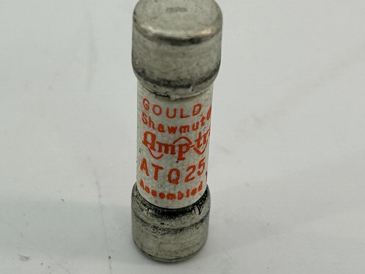 New Lot of 3 Ferraz Shawmut ATQ25 Time Delay Fuse 25A 500V