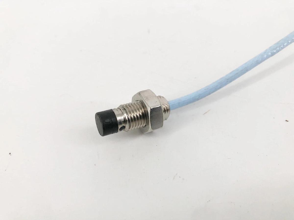 New Bently Nevada 330101-00-08-05-02-05 Proximity Probe 3300 XL 8MM - No Box