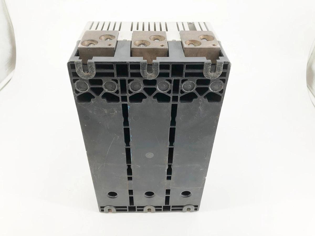 Used Eaton S811T30P3S Reduced Voltage Soft Starter 304A 3PH 600VAC Max 300HP