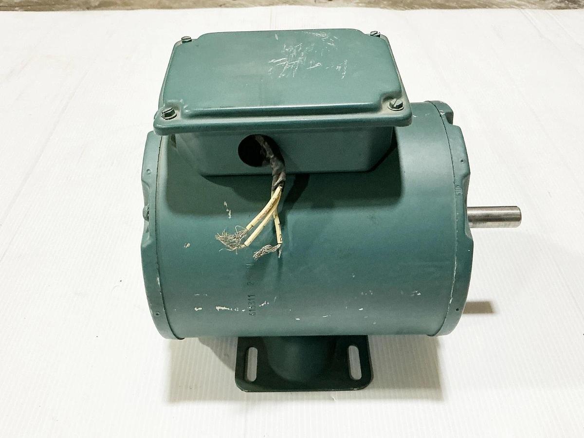 New Reliance P56X3845N Electric Motor 3/4HP 1725RPM 575V 0.9A 3PH FB56Frame