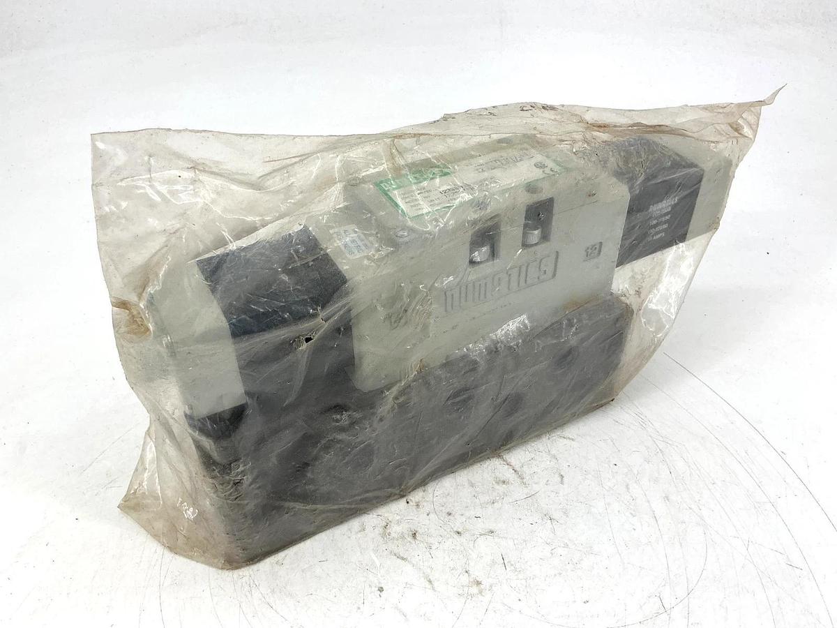 New Numatics 123SS53AK000030 Solenoid Valve 150PSIG-Air 0.11A 110/120V 50/60HZ