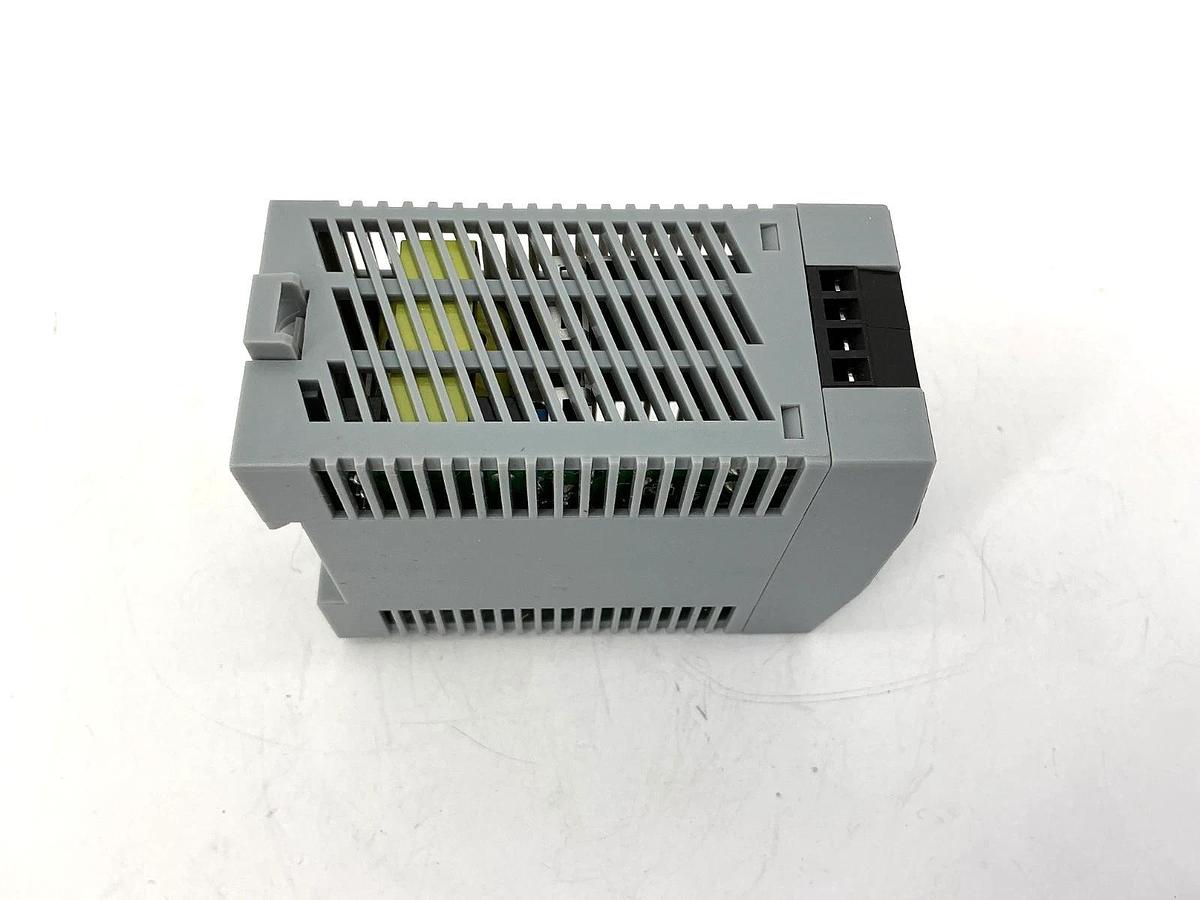 New Emerson Sola SDP-1-24-100T Power Supply 1.3A 24VDC 115/230VAC