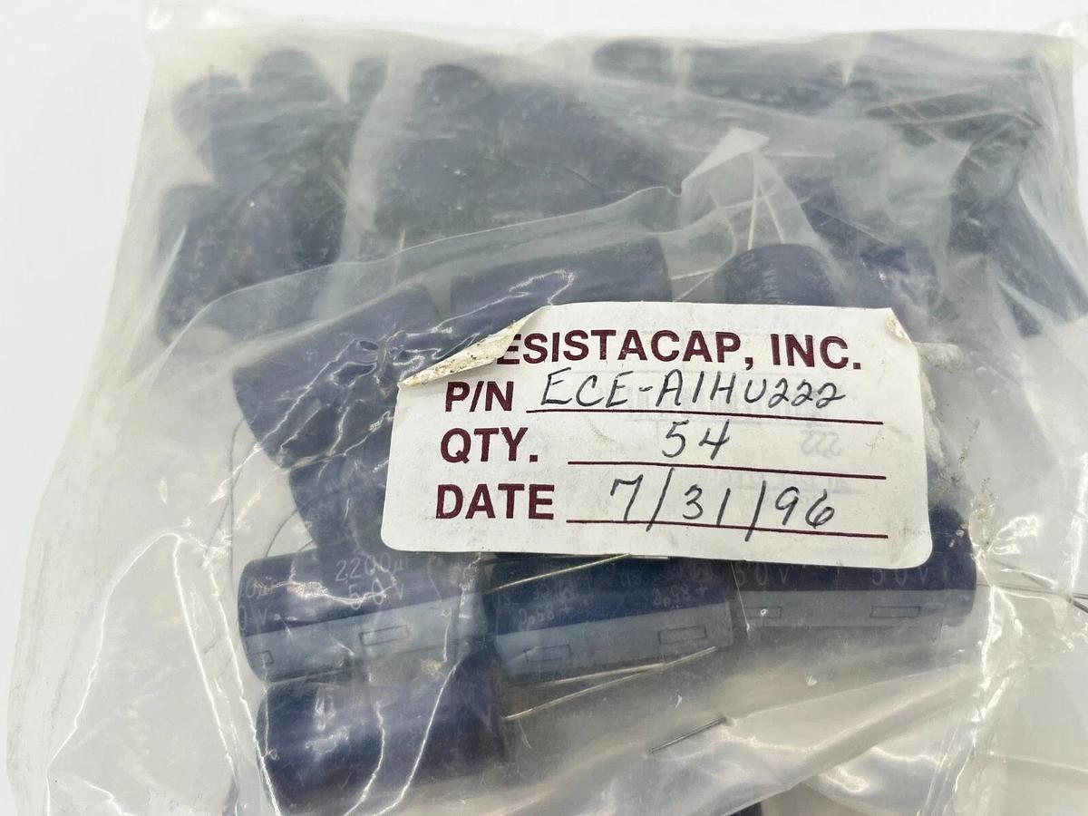 Lot of 10 New Panasonic ECE-A1HU222 Aluminum Capacitors 2200uF 25VDC 2000hr