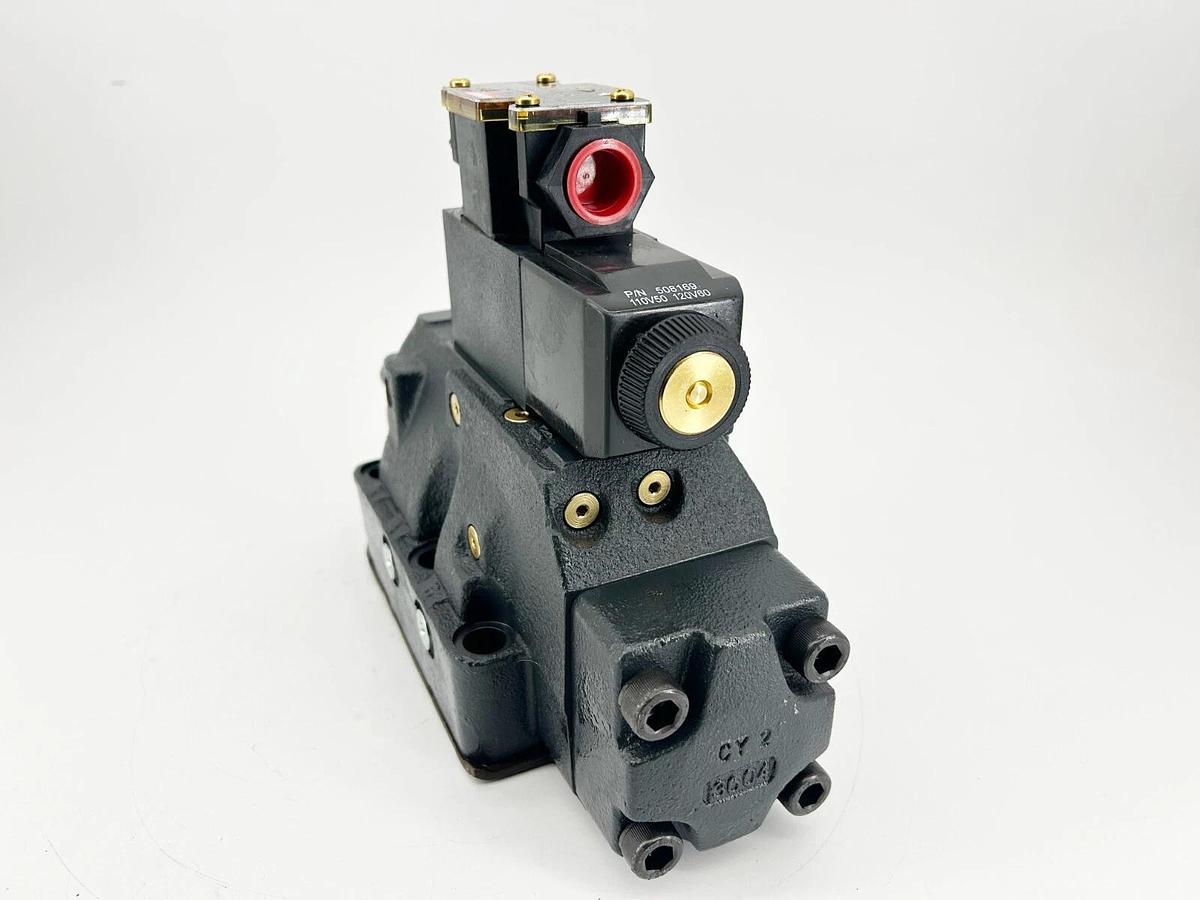 New Vickers DG5V-8-H-2A-M-FW-B-10 Directional Control Valve 02-325842 - No Box