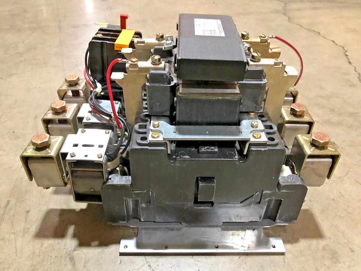 New General Electric CR306G002AEA Non-Rev Starter 270A 600VAC Size 5 120V Coil