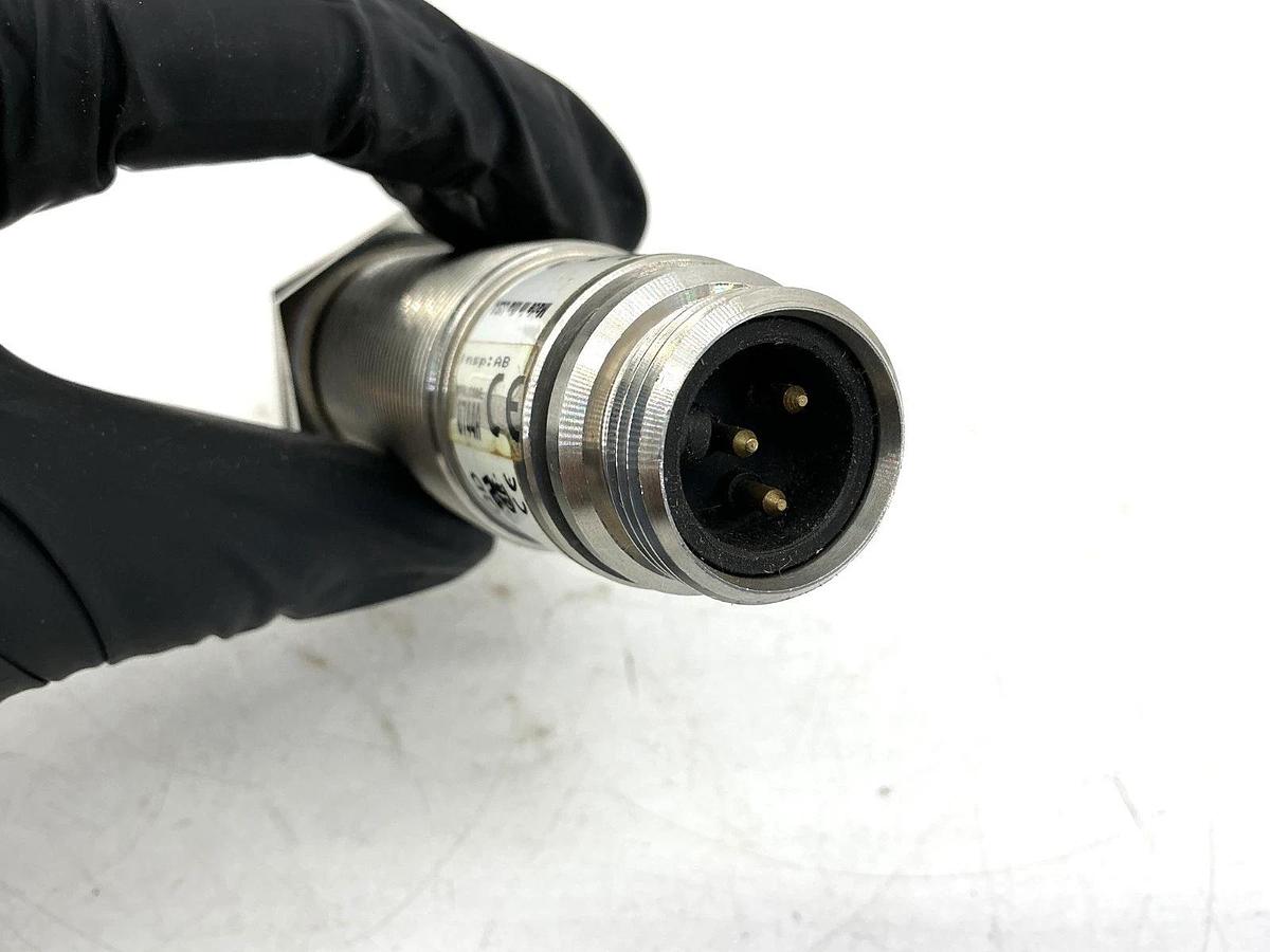 New Banner Engineering SMA30SELQD Photoelectric Sensor 12-240VAC 27286 - No Box
