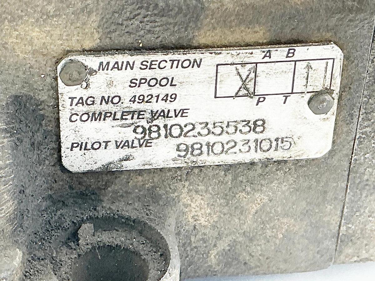 Used Bosch 081WV25P1V320PTWS115/60D51/55 Control Valve 3000PSI 9810235538