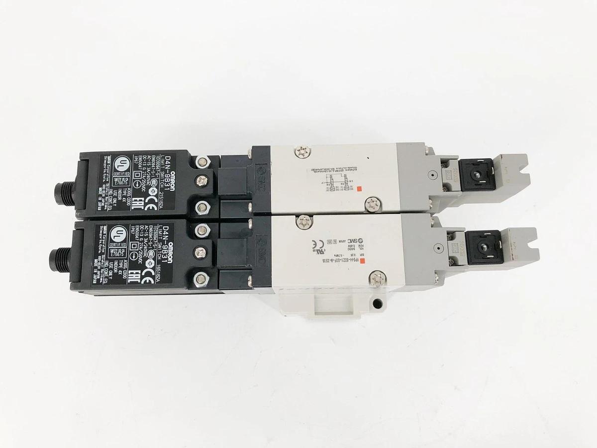 New SMC VP544-5DZ1-03F-M-X538 Solenoid Valve 3-Port 24VDC 3/8" - No Box