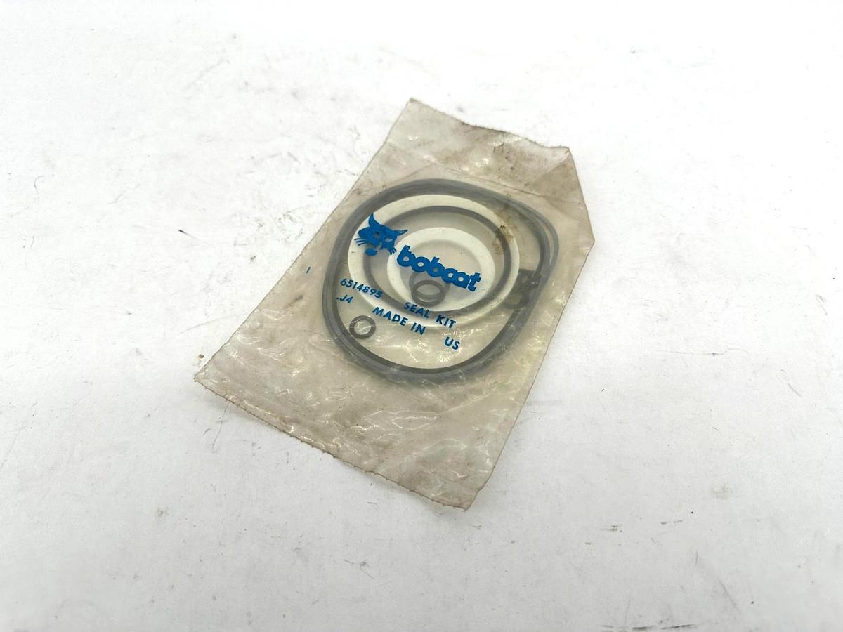 New Bobcat 6514895 Seal Kit Hydraulic Motor Seal Kit - No Box