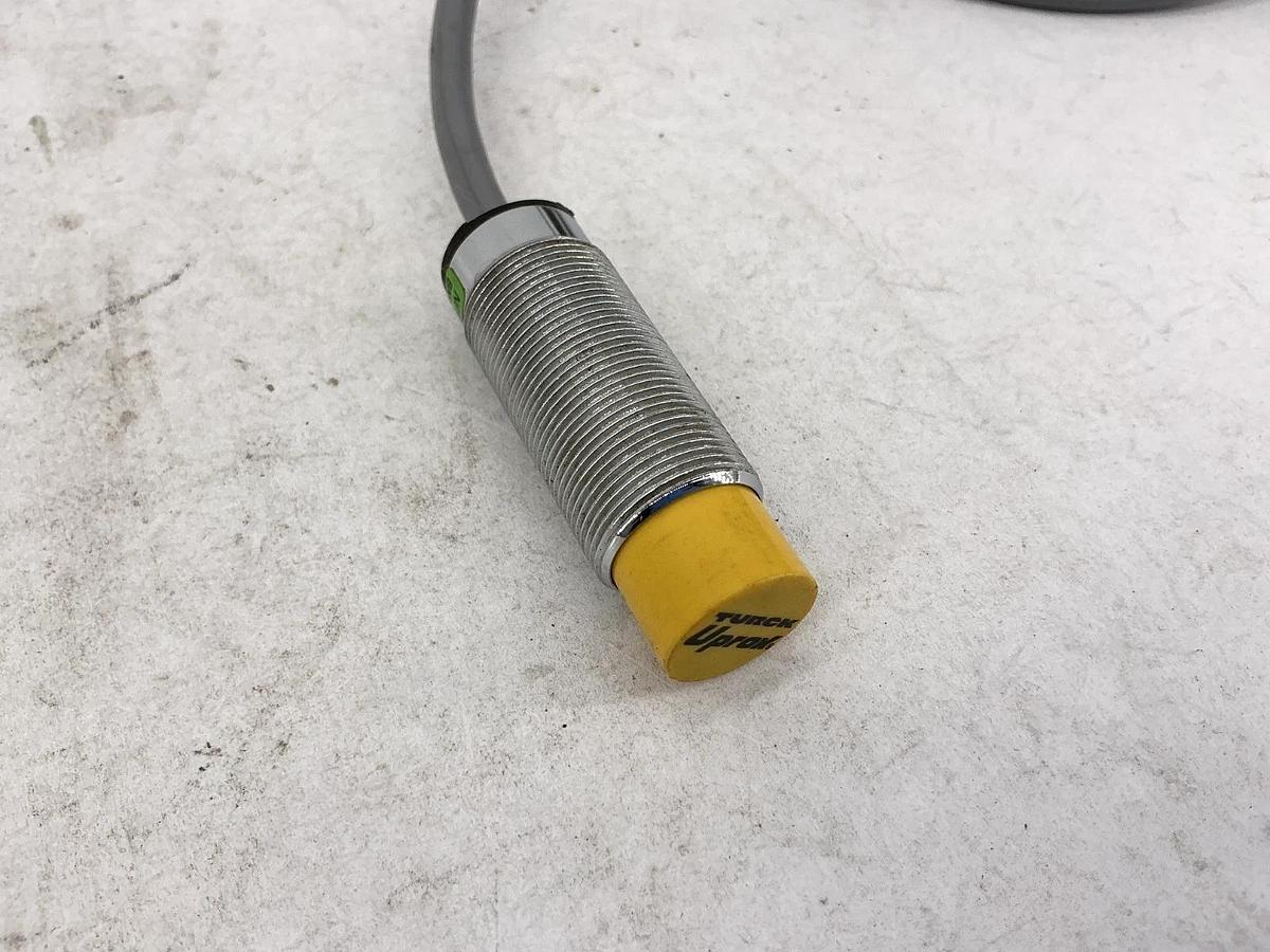 New Turck NI12U-M18-AN6X Uprox Proximity Sensor 3-Wire 10-30VDC - No Box