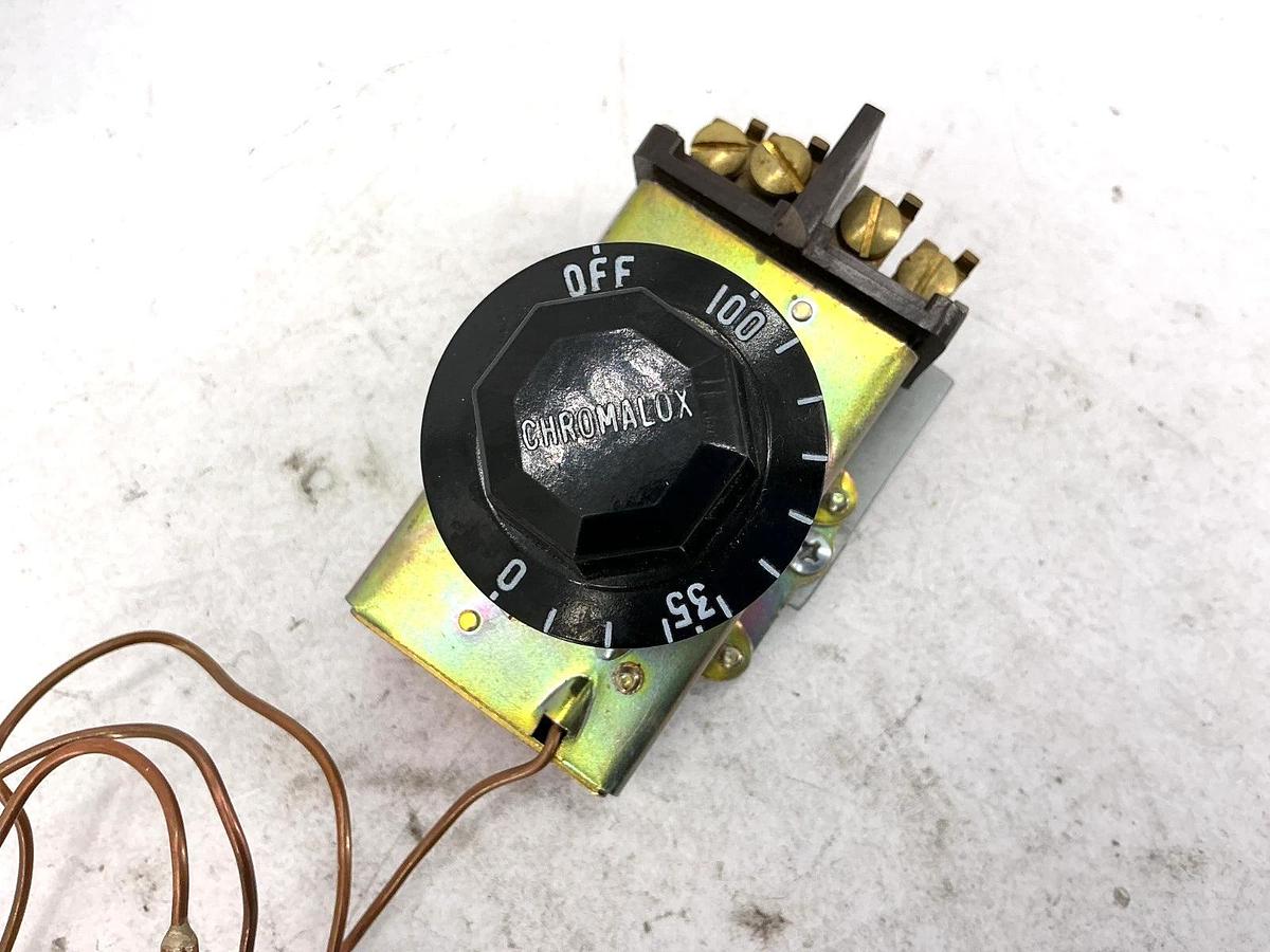 Used RobertShaw Chromalox 300-048518-012 D1/D18P Thermostat 0-100F 30A 120/277VAC
