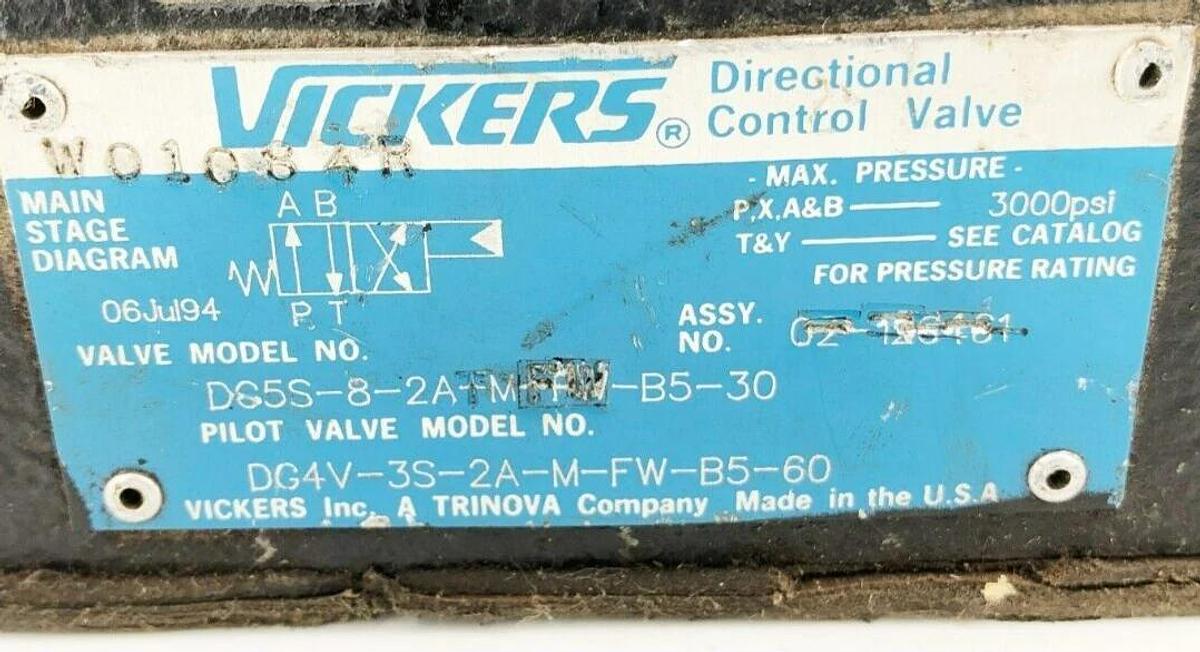 Used Vickers DG5S-8-2A-T-M-FW-B5-30 Solenoid Valve w/ DG4V-3S-2A-M-FW-B5-60