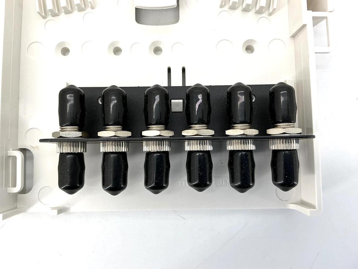 New Molex WFR-00011-02 601-Box Fiber Wall Mount Enclosure 6-Port Singlemode