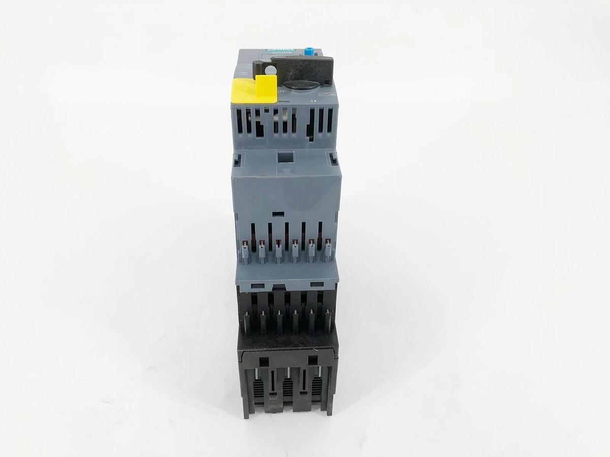 New Siemens 3RA6120-0DB30 Compact Load Feeder 690V 24VAC/DC 3-12A