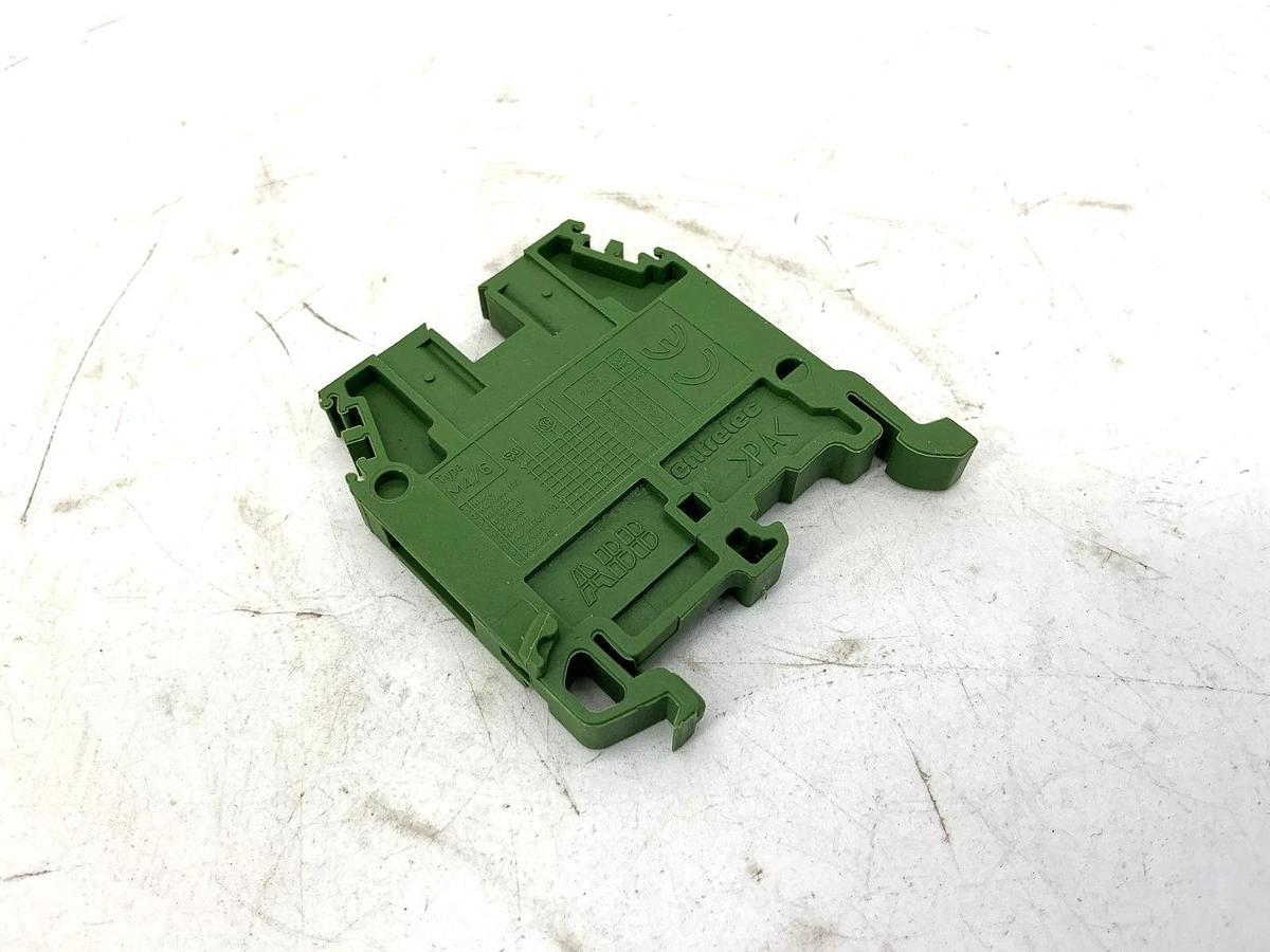 Used Lot of 28 ABB Entrelec M4/6-GREEN Terminal Block 22-10AWG 32A 600V M4/6